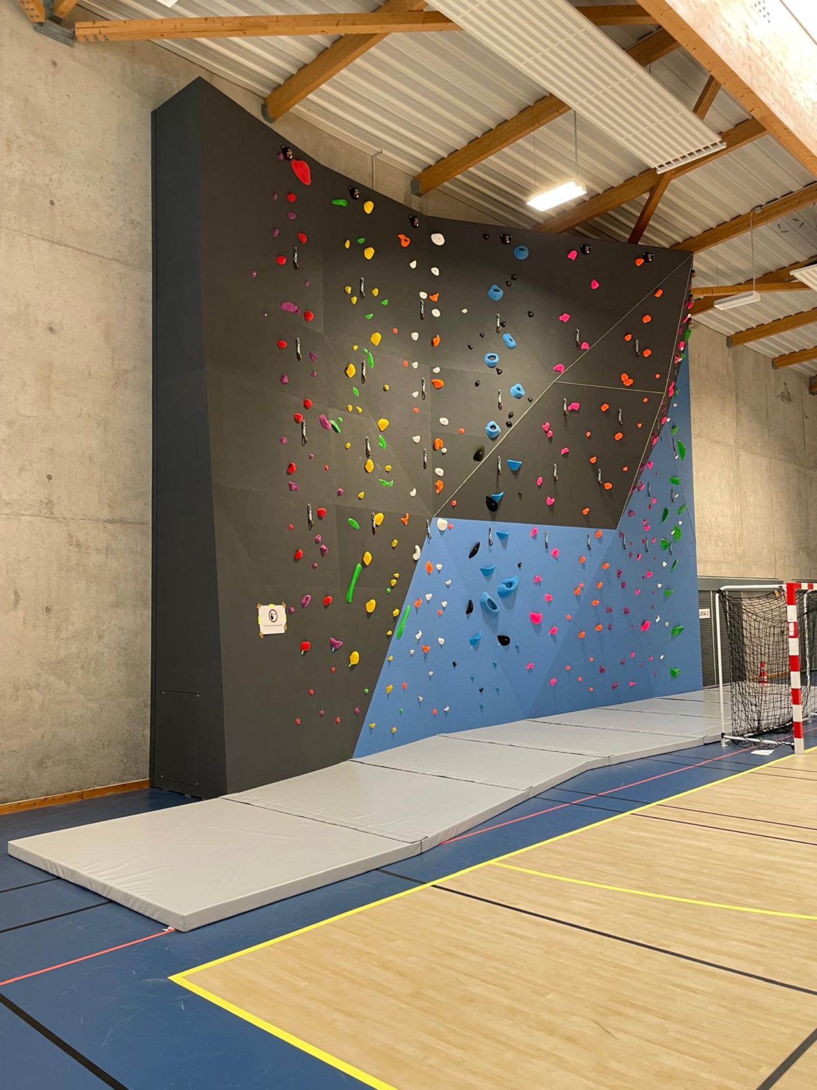 Unsere Wand: Courcon - Foto 1